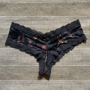 VS Cheeky Panty